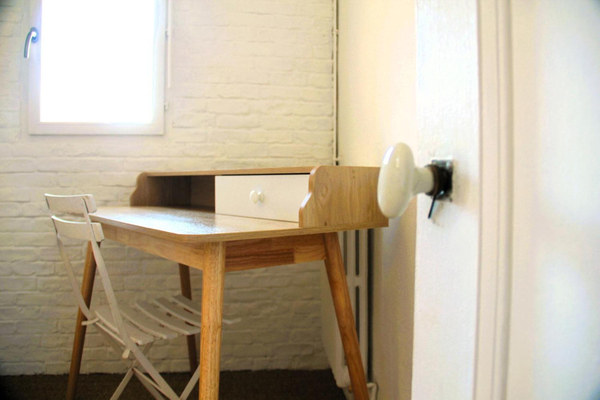 Appartement Climatise Parking Gratuit Surveille Aviñón Exterior foto