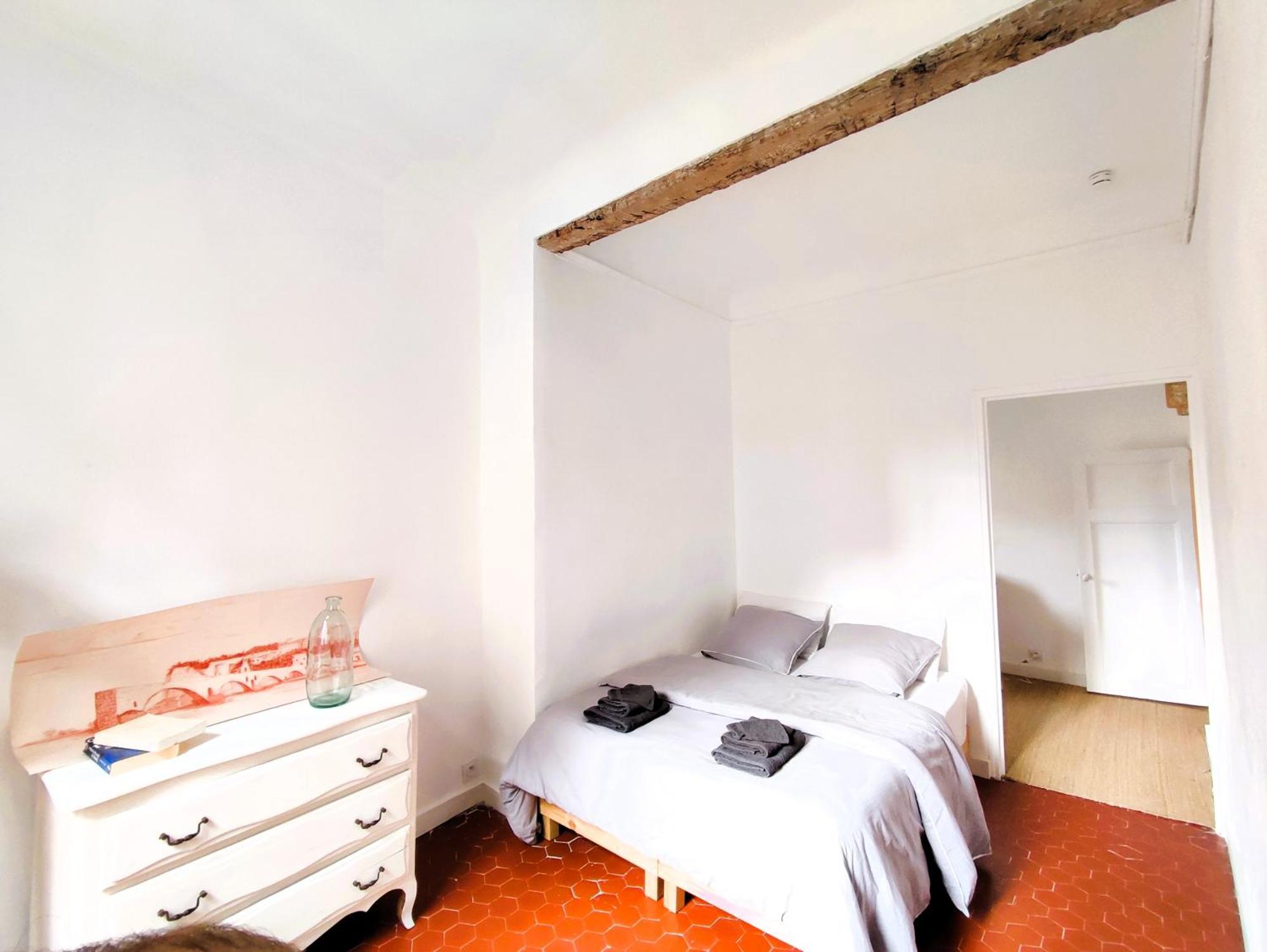 Appartement Climatise Parking Gratuit Surveille Aviñón Exterior foto